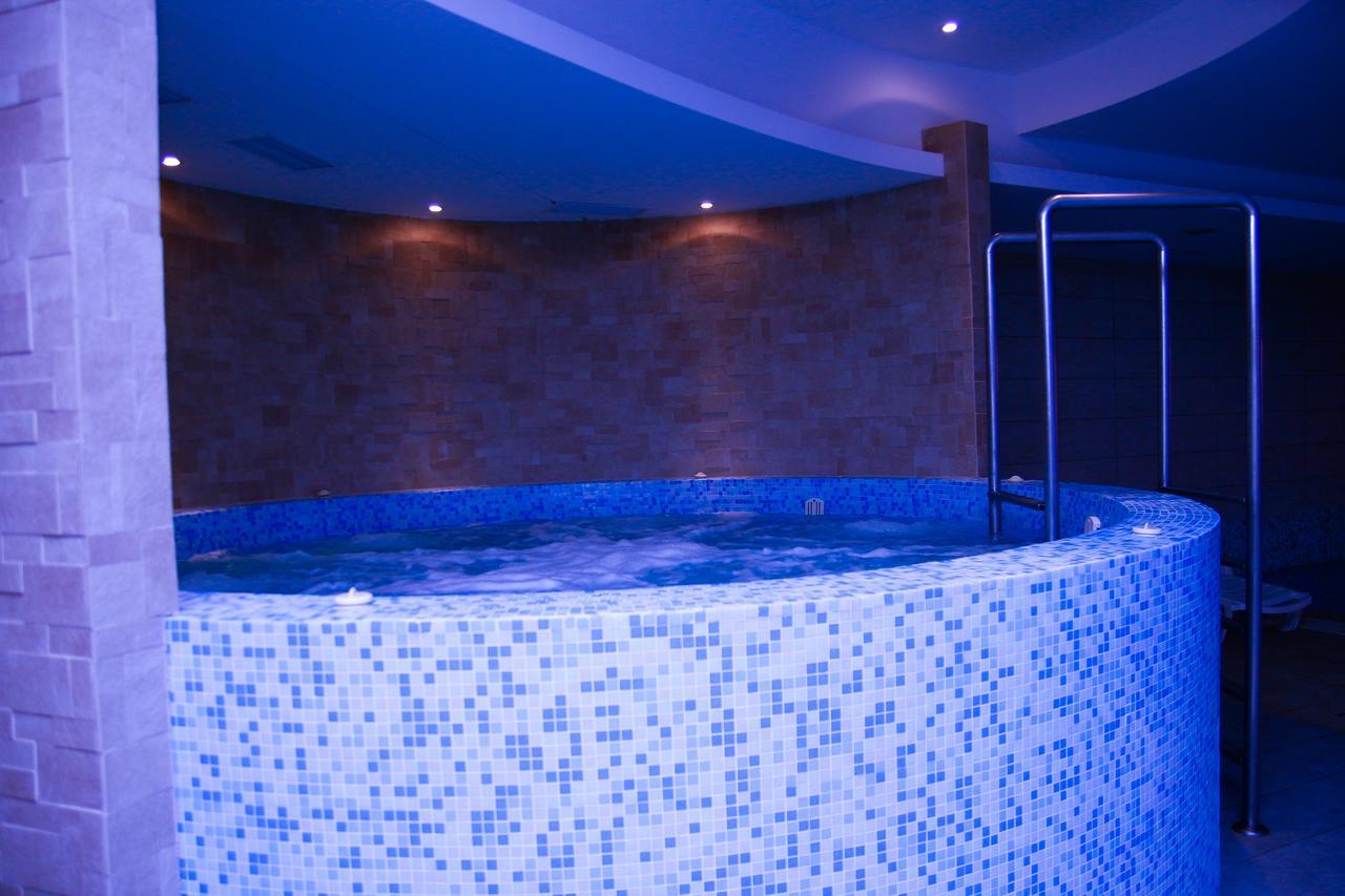 Club 218 Panorama Apartman Siófok Eksteriør bilde